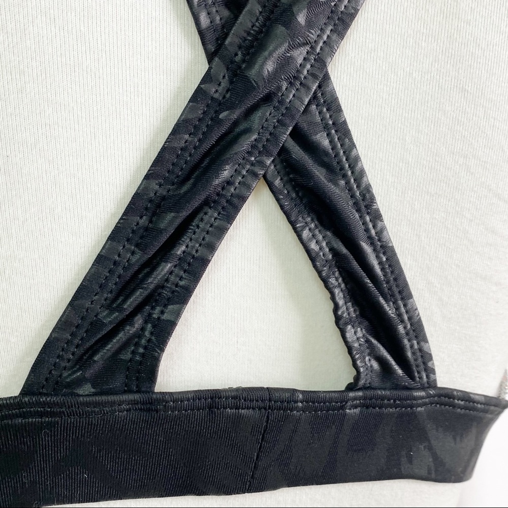 Double Platinum Performance "Flexx" Crisscross Ta… - image 5